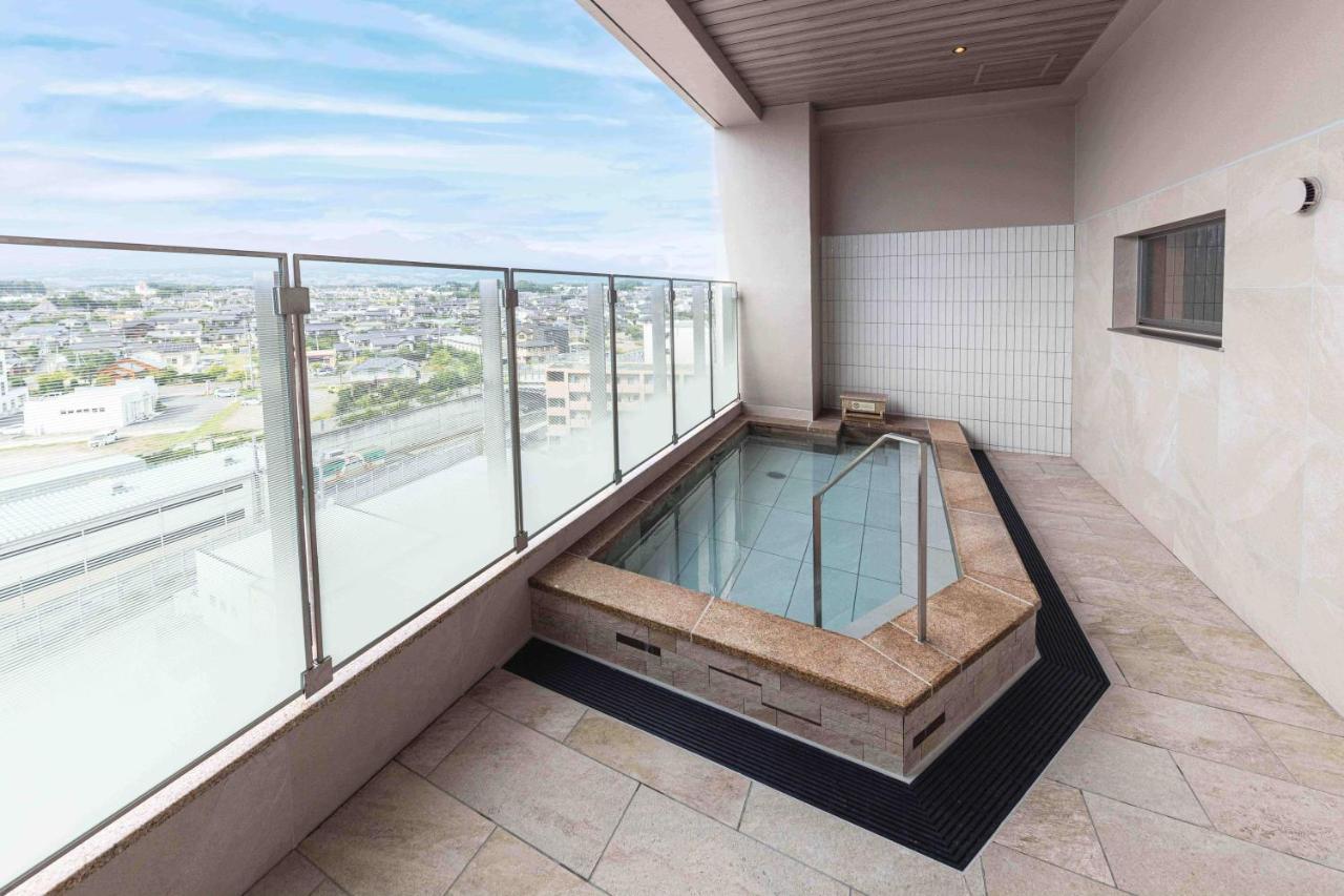 Aqa Hotel Premium Саку Экстерьер фото